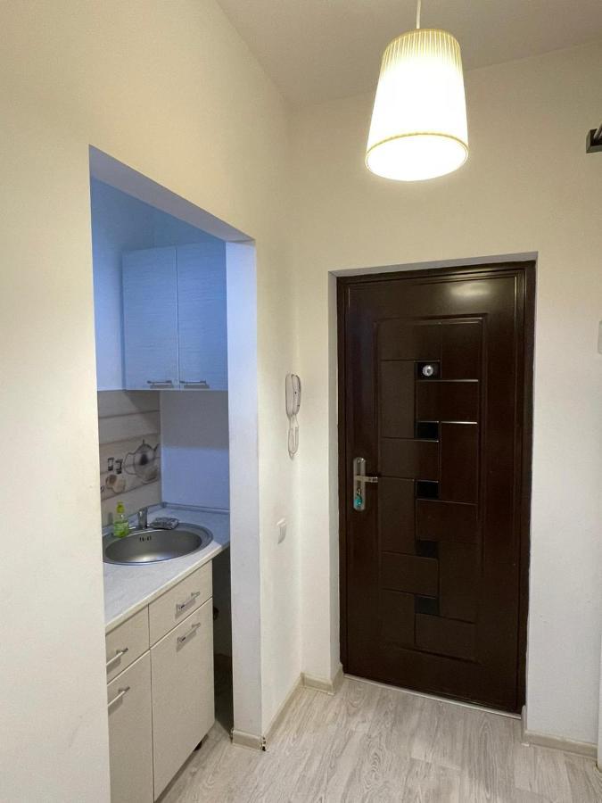 דירות בוקרשט Centru Charming New Apartament Piata Universitate מראה חיצוני תמונה